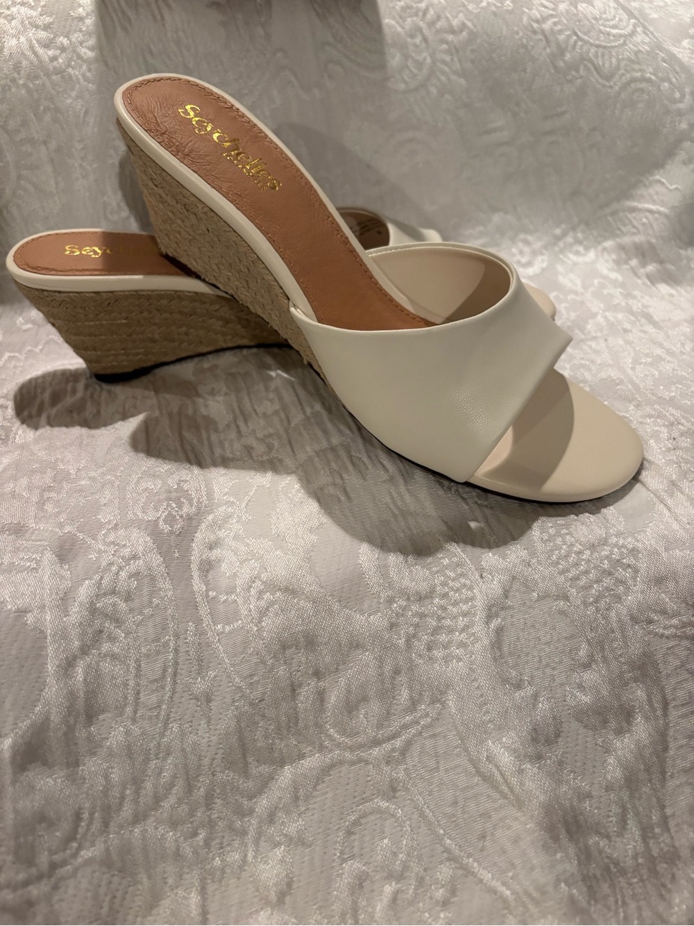 NEW Seychelles Cream Open-Toe Slide Mules